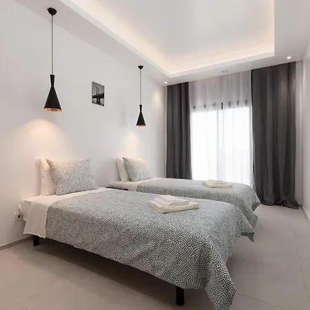 Correeira Luxury Residence T2 D - Albufeira, Pools, Wifi, Bbq, Beach شقة البوفيرا