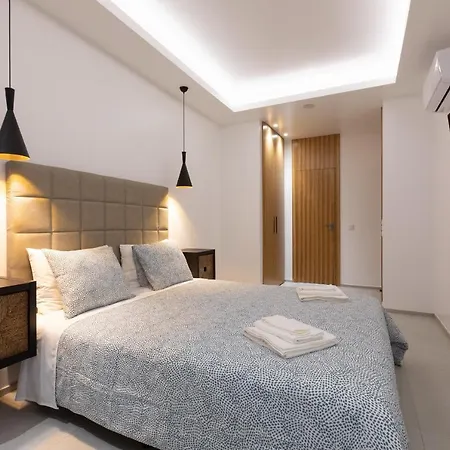 Correeira Luxury Residence T2 D - Albufeira, Pools, Wifi, Bbq, Beach شقة